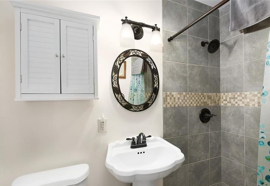 MustSee Leesburg, FL Homes for Sale Canal Front Home & 55+ Home